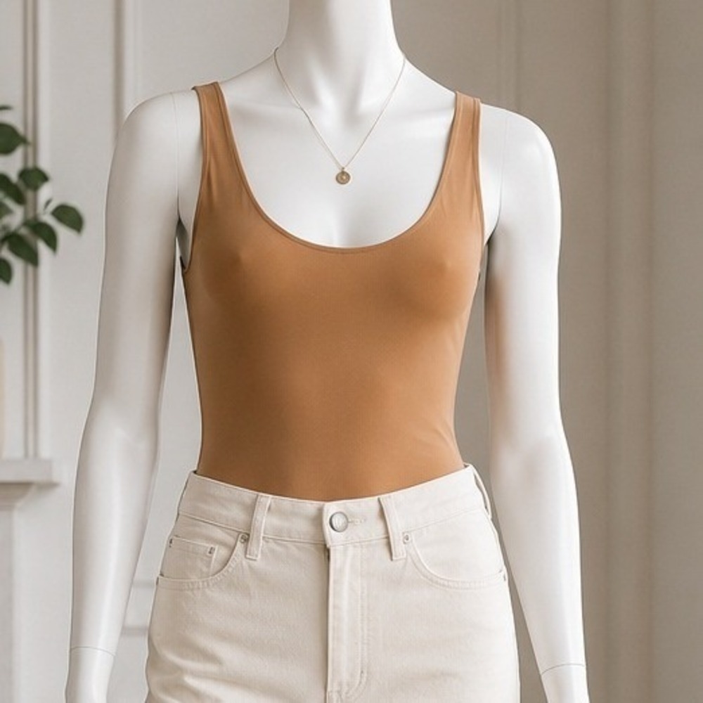 Express Womens Bodysuit Body Contour Scoop Neck Tan S